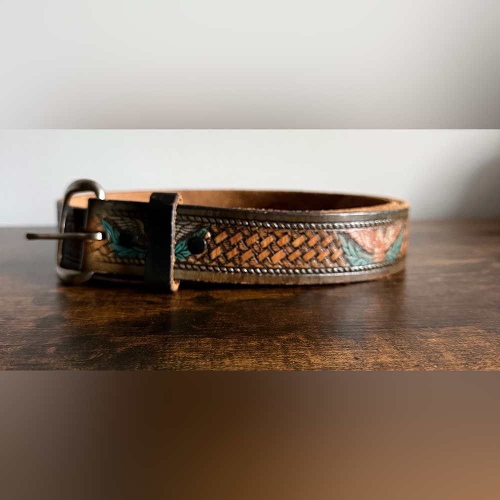 Vintage Tooled Leather Belt – Southwestern Motif – Made in USA - Picture 2 of 7